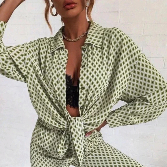 Argyle Print Drop Shoulder Blouse & Wide Leg Pants - Picture 3 of 6